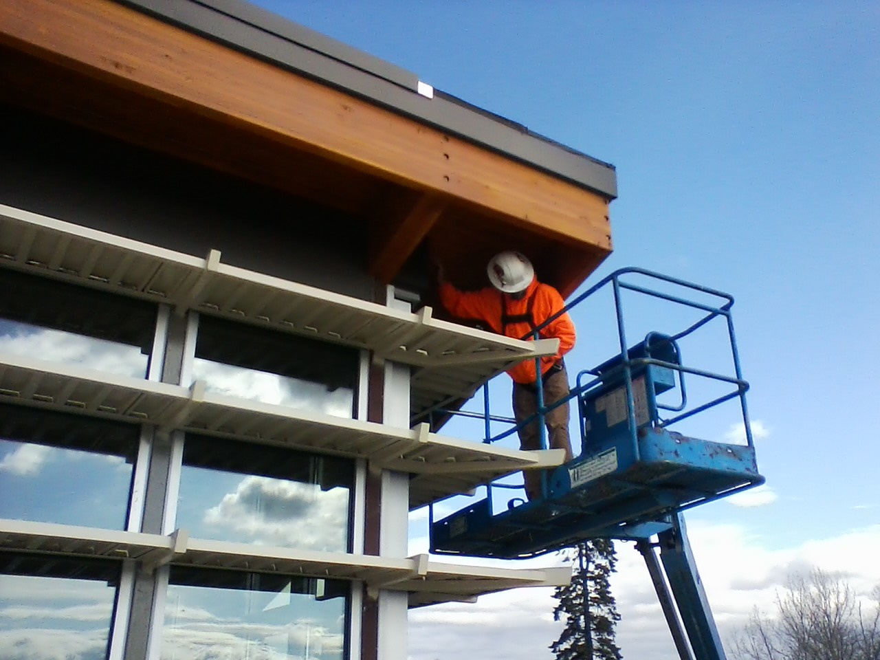 Thumbnail of panoramic roof overhang truss